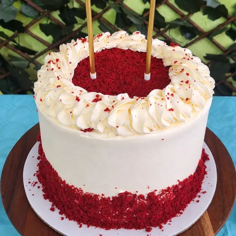 Red Velvet com recheio de cream cheese e buttercream